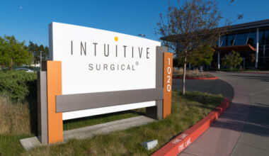 Can ISRG's Digital Roadmap Unlock the Next Phase of Robotic Surgery?