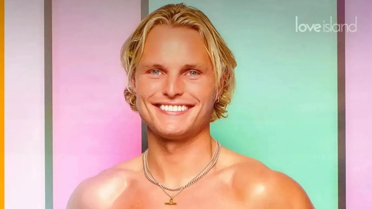 Love Island UK star George Knight quits show just days into new series