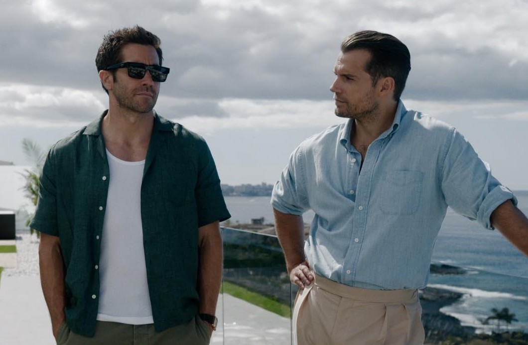 Henry Cavill In The Grey Jake Gyllenhaal
