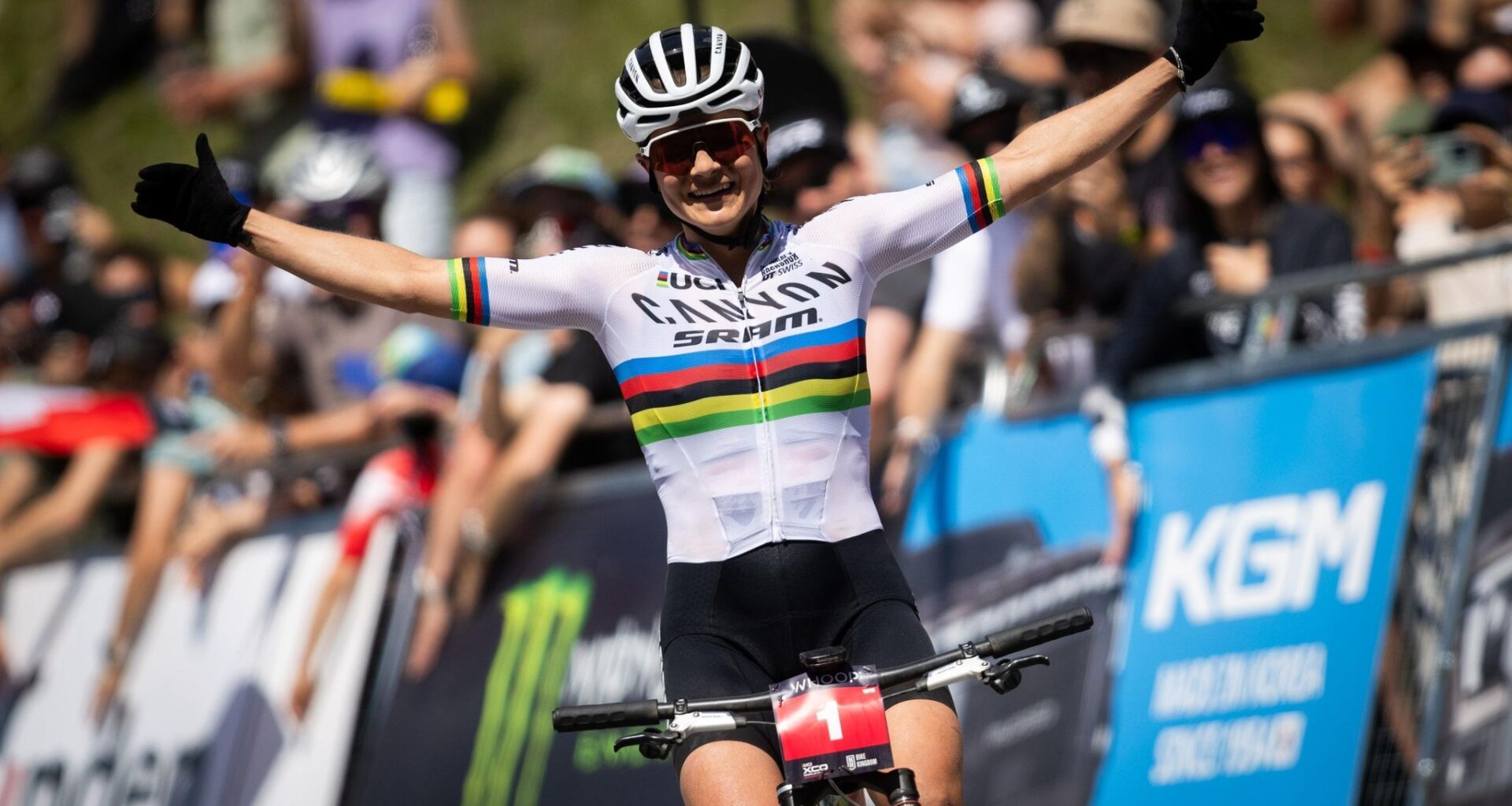 Jenny Rissveds wins again in Lenzerheide as Luca Martin scores first Mountain Bike World Series victory of year