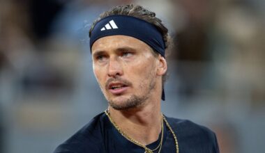 'A lot riding on this' - McEnroe sends warning to French Open favourite Zverev - TNT Sports