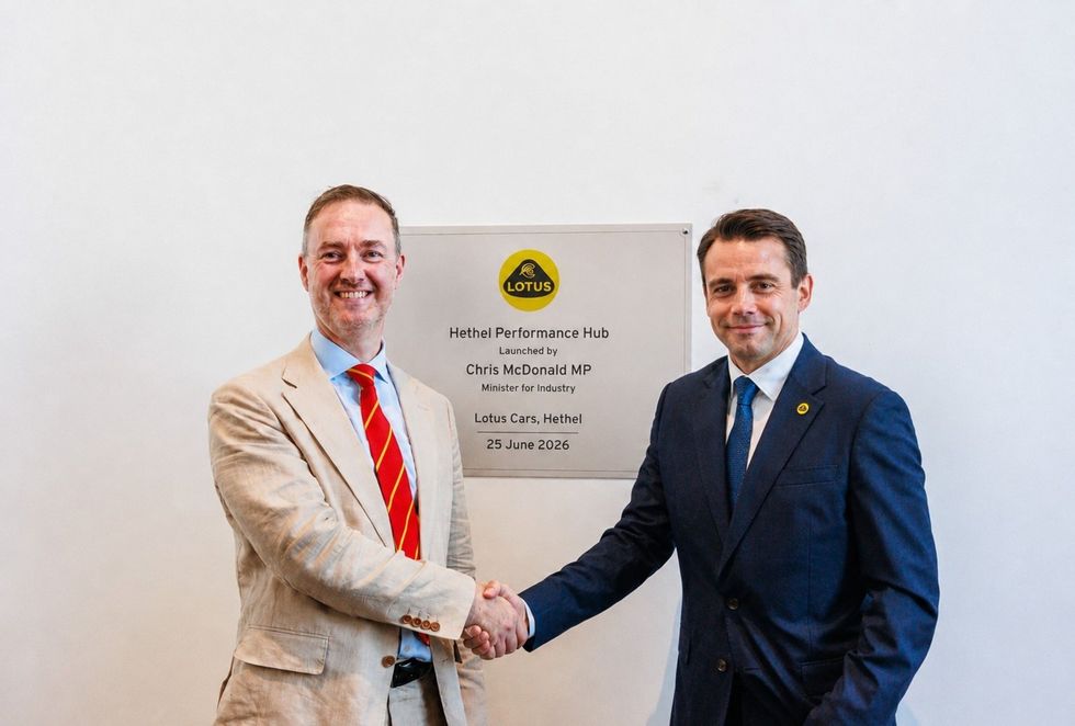 Industry Minister Chris McDonald MP and Lotus deputy managing director Matt Nice