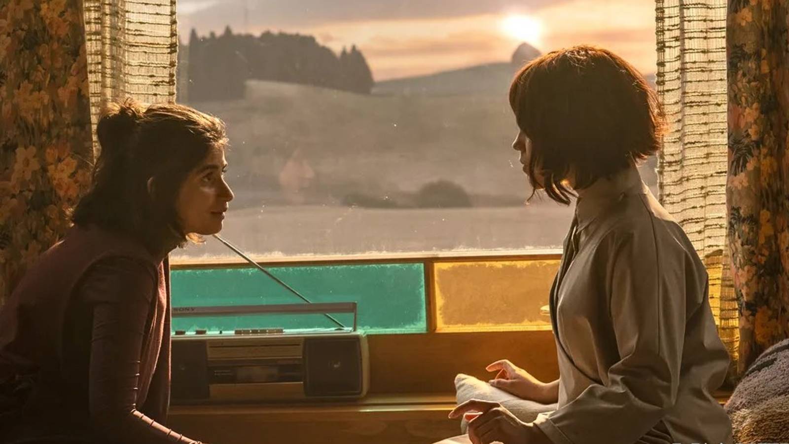 Jenna Ortega Leads First Look at Taika Waititi's New Dystopian Sci-Fi Adaptation