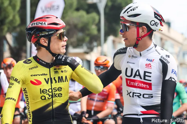 Jonas Vingegaard and Joao Almeida in conversation at Volta a Catalunya 2026