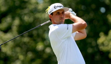 Poston fires 65 to seize one-stroke PGA Memorial lead