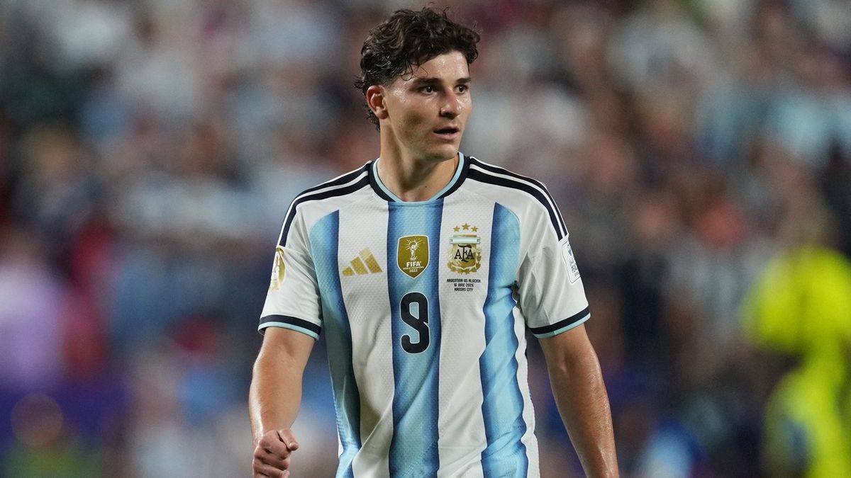 Julian Alvarez issues bombshell statement after Argentina game to force move out of Atletico