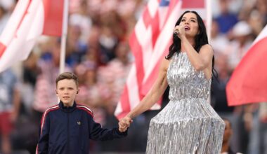Katy Perry and 10-Year-Old Singer Tius Perform 'Wonder' at World Cup
