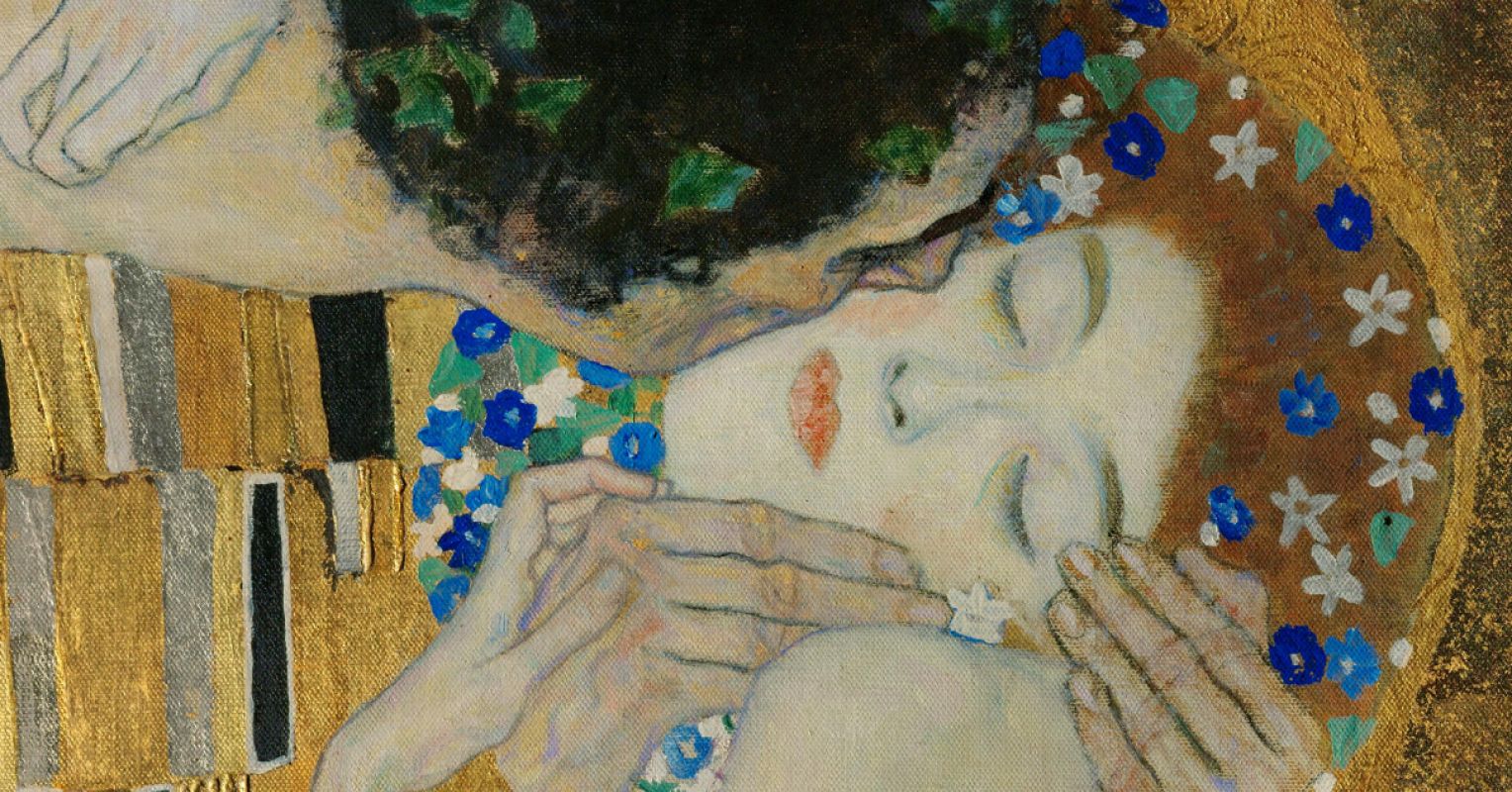 Crossing Boundaries: A Cultural History of the Kiss