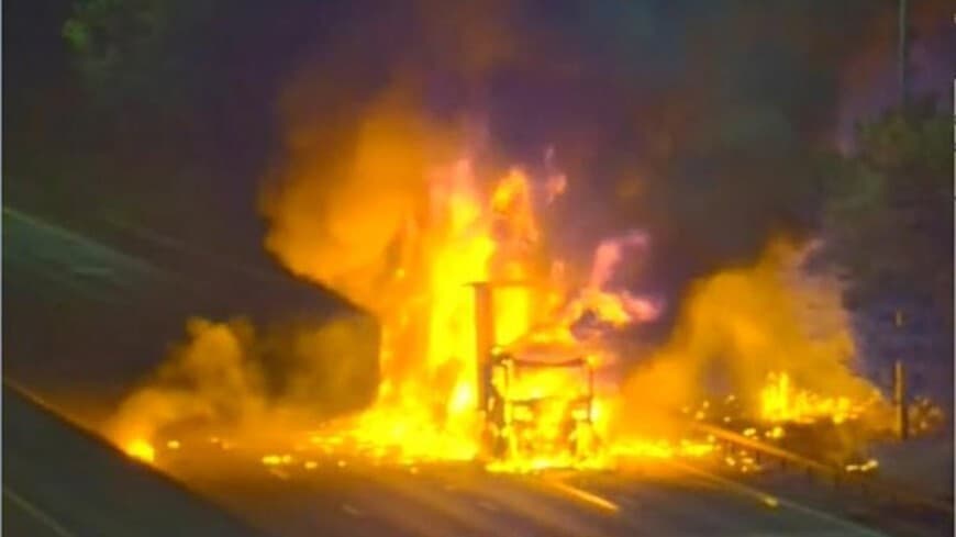 M25 closed as lorry fires cause huge traffic jams - live updates - London Evening Standard