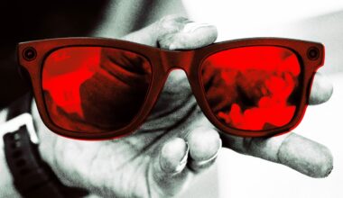 Meta Furious Over Bombshell Smart Glasses Revelation