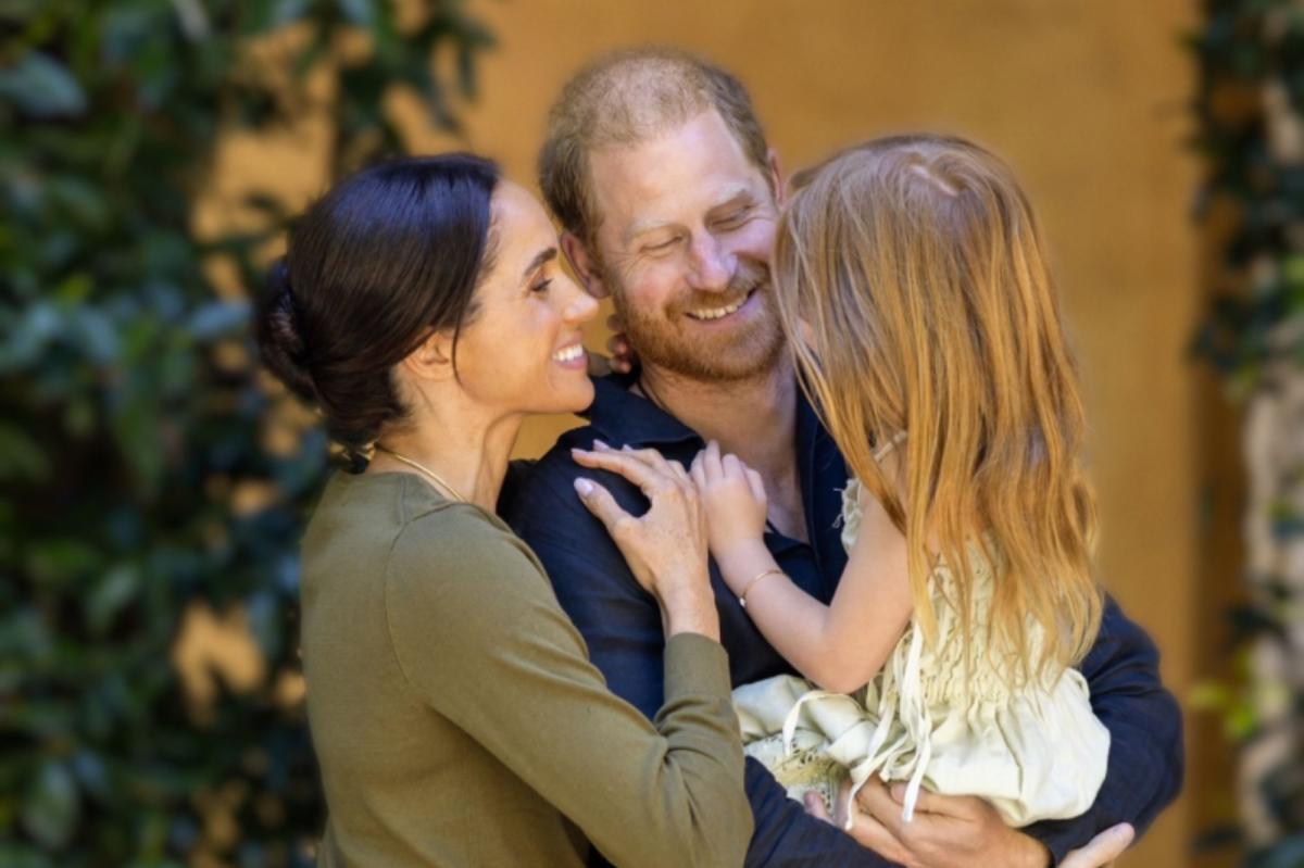 Prince Harry hopes to bring Meghan Markle, kids to UK in weeks