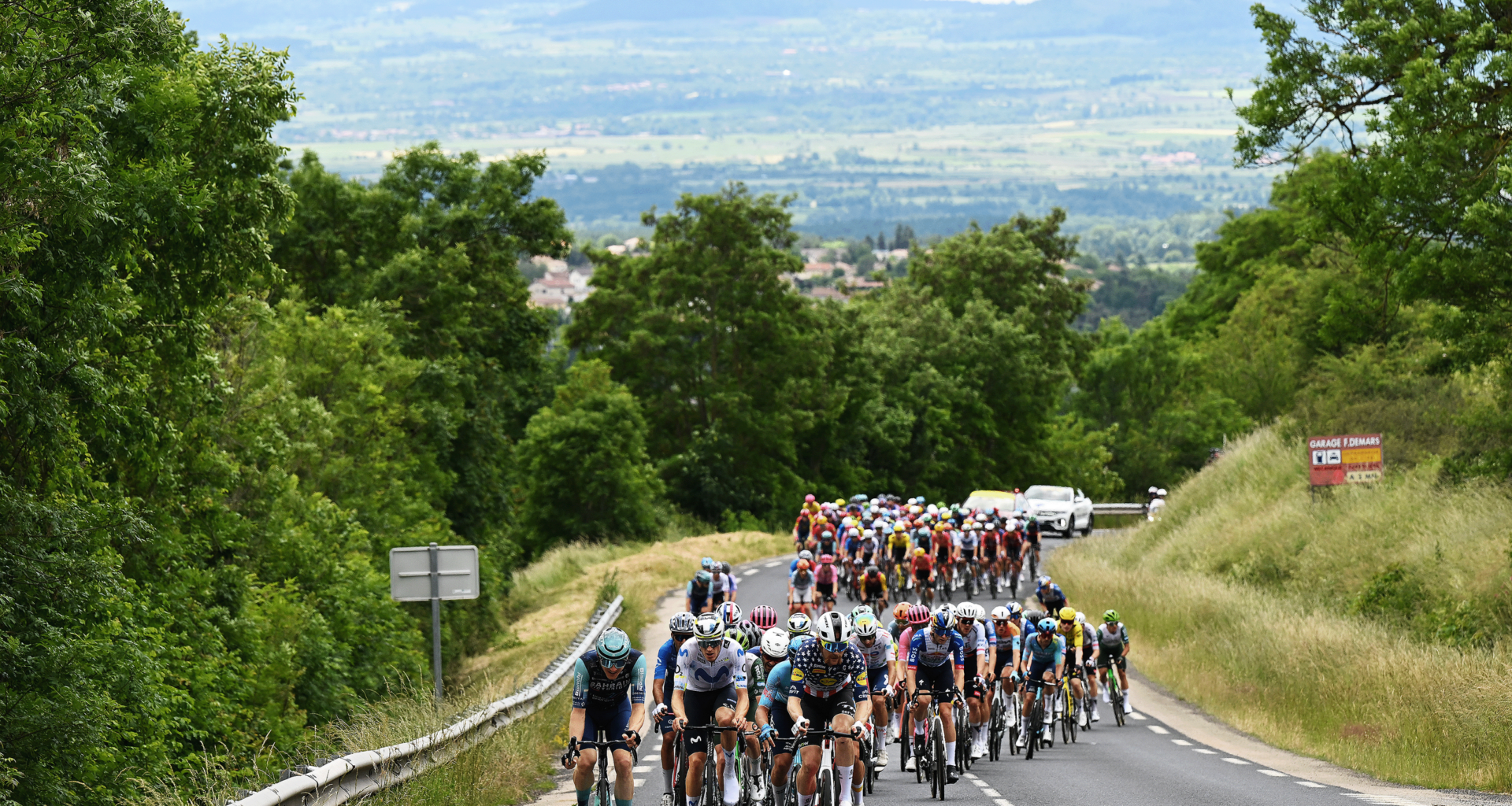 Tour Auvergne-Rhône-Alpes stage 4 LIVE: Still no breakaway after opening hour of racing as headwind stifles attackers