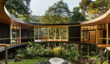 10 stunning summer homes that are in harmony with nature