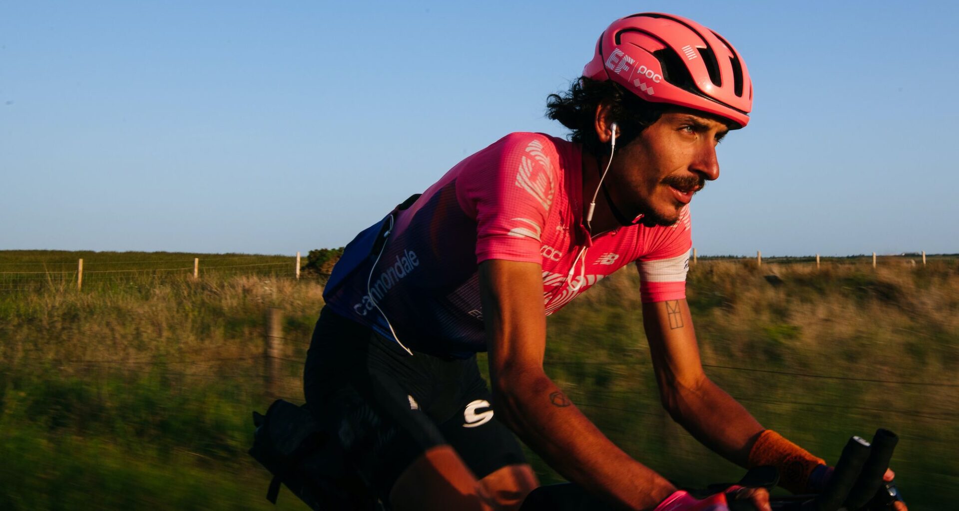 'It was a day for the brave': Lachlan Morton one of a slew of riders to fall victim to crashes at Unbound 2026