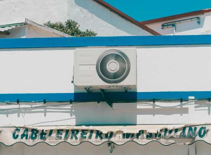 Air-conditioner outdoor unit. Photo by Pexels