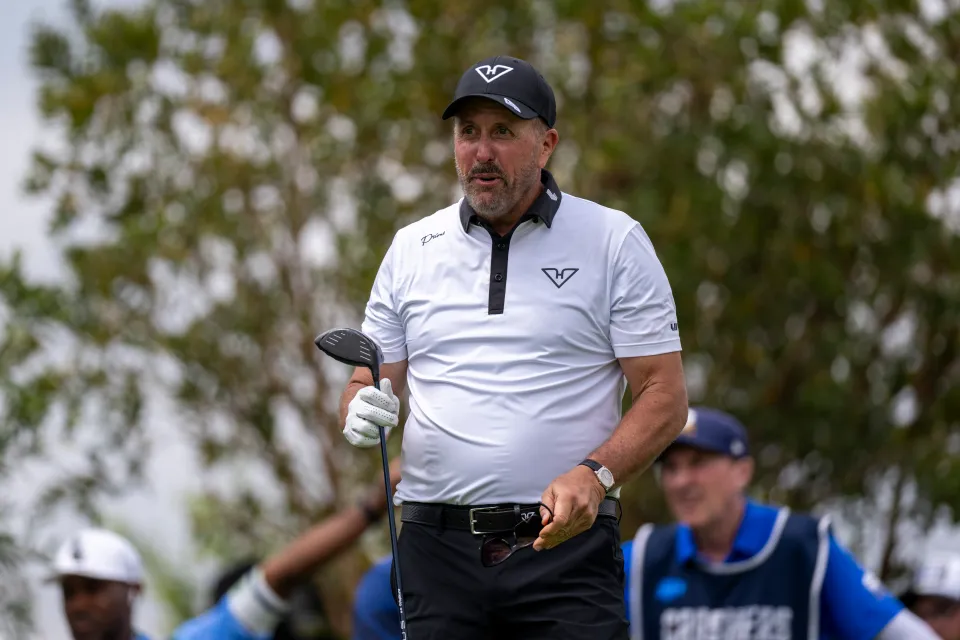 Phil Mickelson playing at LIV Golf