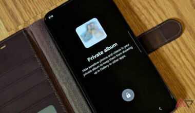I stopped worrying about accidental snooping thanks to this new Samsung Gallery feature