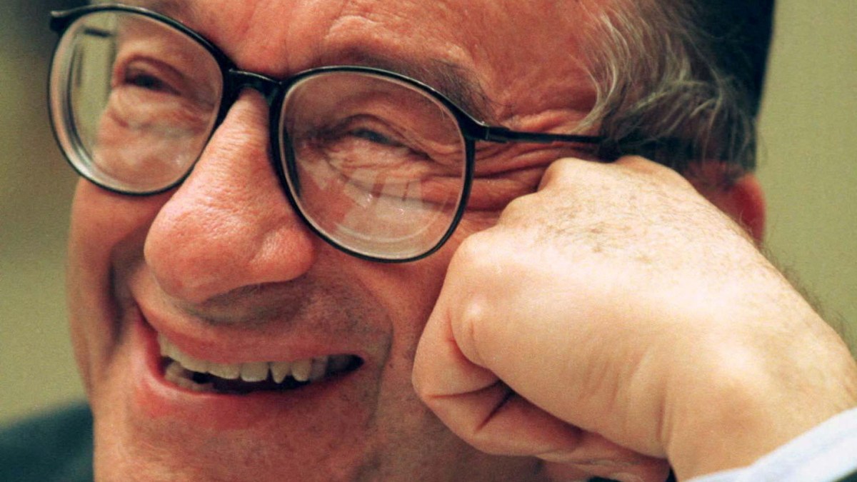 Former US Federal Reserve Chairman Alan Greenspan dies at age 100 | Obituaries News