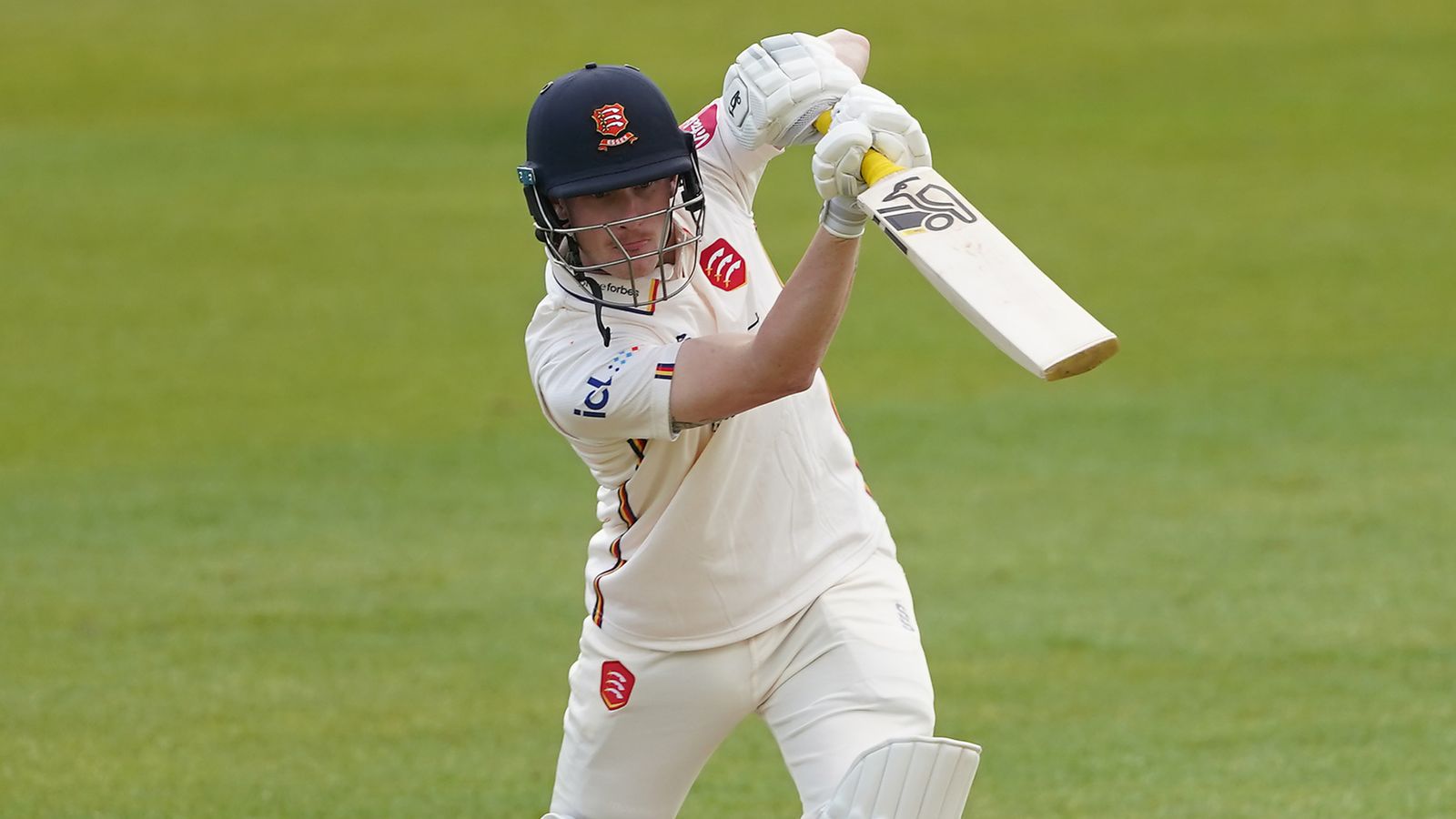 Essex's Jordan Cox in action during day one of the Vitality County Championship match at Trent Bridge, Nottingham. Picture date: Friday Apri