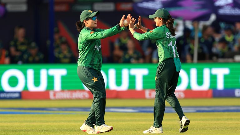 Pakistan troubled Australia's batters in the first innings with 