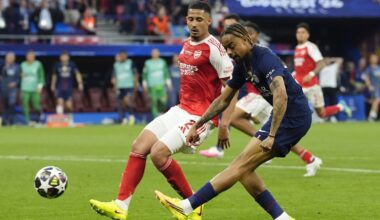 Paris Saint-Germain's Bradley Barcola shoots over late in the game against Arsenal
