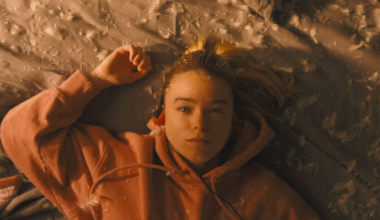 Supergirl Director Credits James Gunn for Song in Slow-Motion Fight Scene