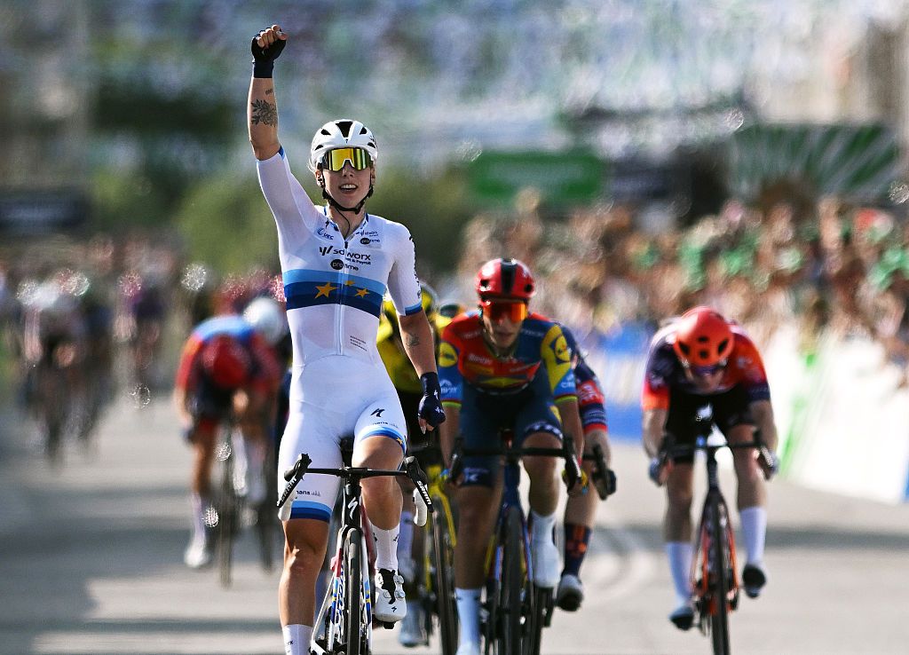 COPENHAGEN, DENMARK - JUNE 21: Lorena Wiebes of Netherlands and Team SD Worx - Protime celebrates at finish line as stage winner during the 1st Copenhagen Sprint 2025 - Women&amp;apos;s Elite a 151km one day race from Roskilde to Copenhagen / #UCIWWT / on June 21, 2025 in Copenhagen, Denmark. (Photo by Szymon Gruchalski/Getty Images)