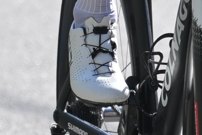 Isaac Del Toro's shoe during the 104th Tre Valli Varesine 2025