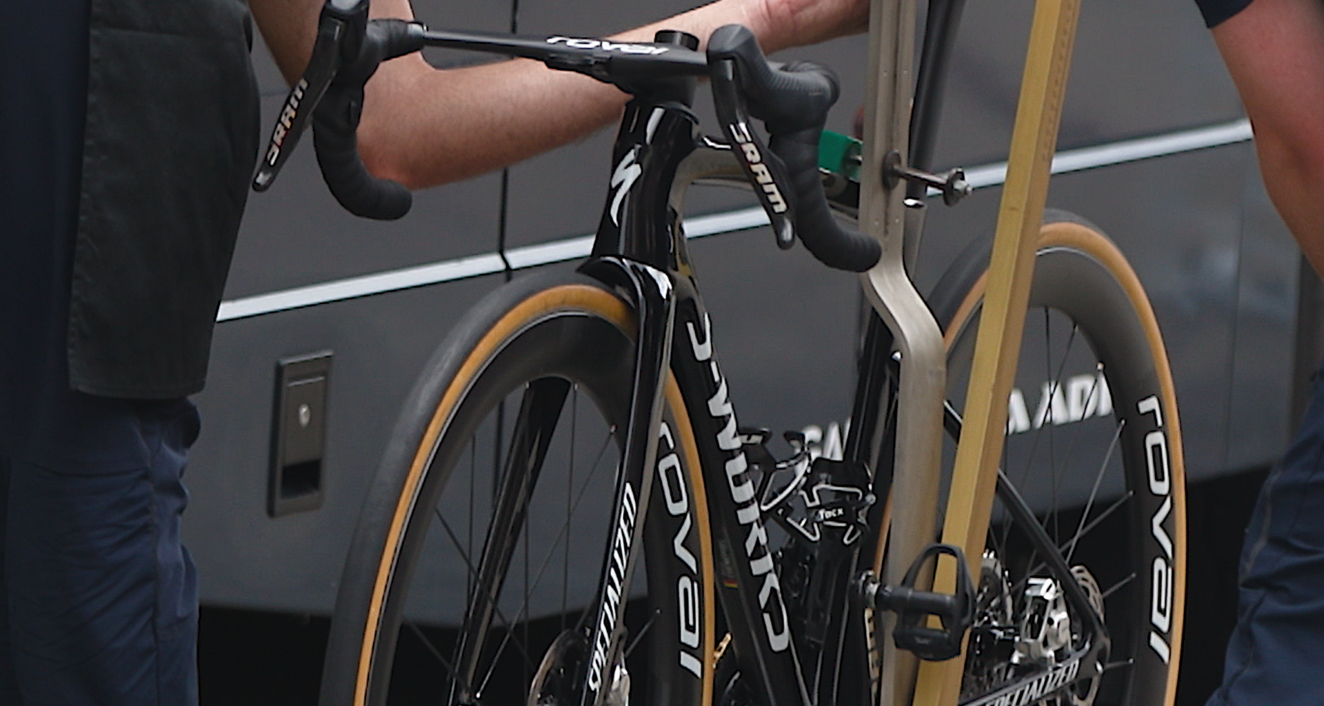 Spotted: Specialized Tarmac SL9 'Project Black' at Tour Auvergne-Rhône-Alpes