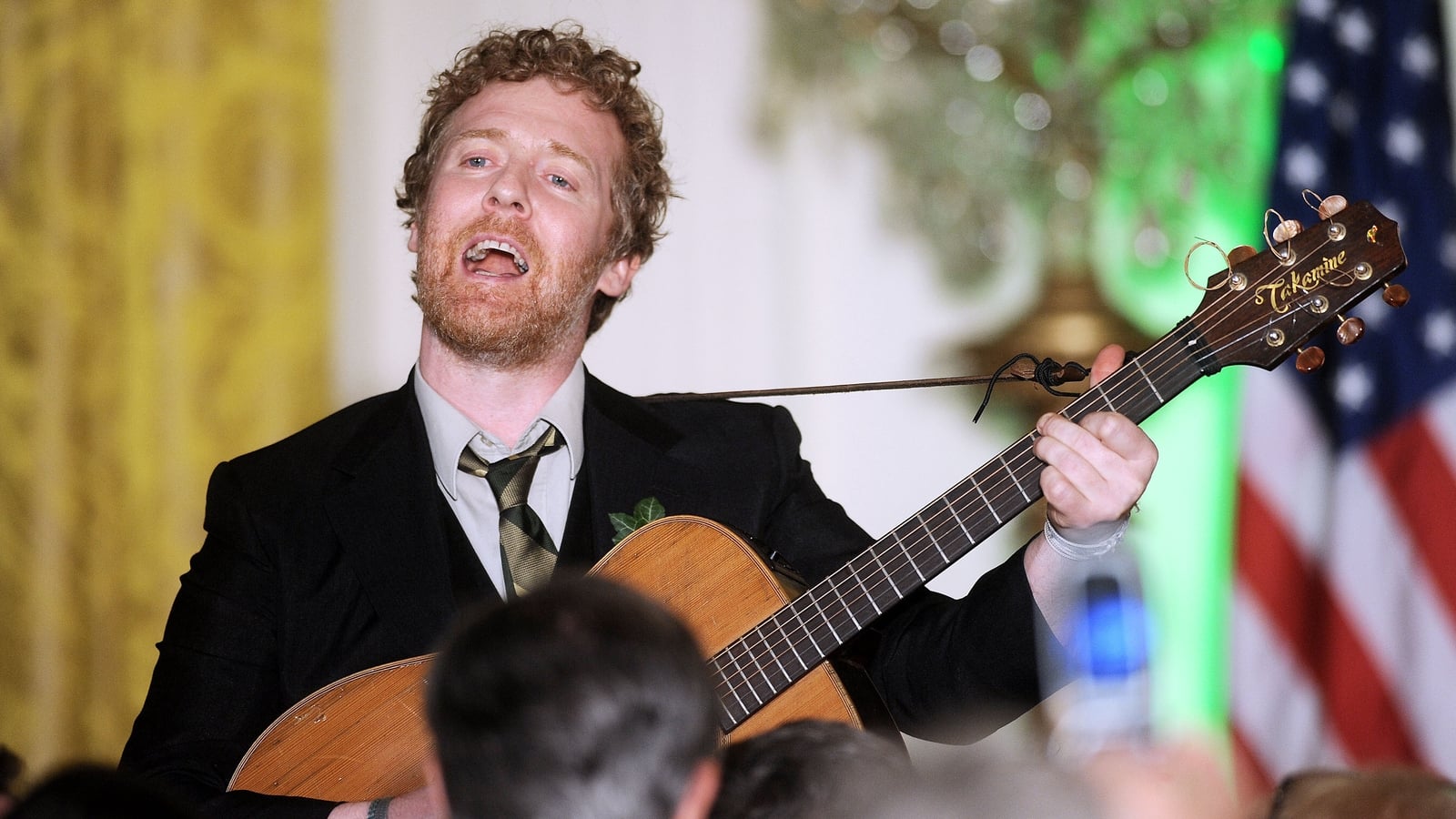 Obama pays tribute to 'great musician' Glen Hansard