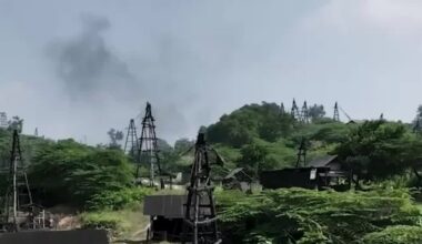 Drilling for Oil the Old-Fashioned Way in ‘Little Texas,’ Indonesia