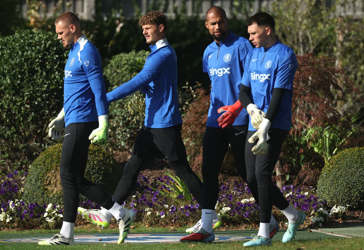 Chelsea star with uncertain future pictured in Strasbourg training - London Evening Standard