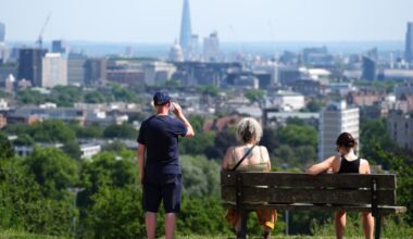 London set to finally cool down after two-week heatwave - LIVE - London Evening Standard