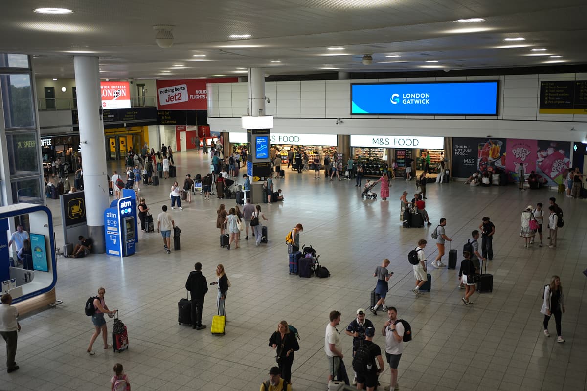 Gatwick Airport chaos as water supply outage hits terminals sparking long queues and leaving toilets unflushable - London Evening Standard