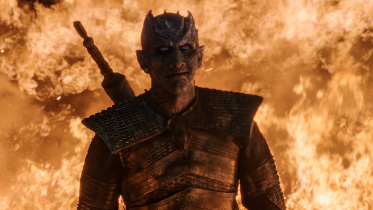 Isaac Hempstead Wright (Bran Stark) and Max von Sydow (Three-Eyed Raven) in Game of Thrones season 6