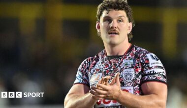 Robbie Mulhern claps the Leigh Leopards fans after a Super League match at Castleford Tigers