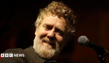 Image of Glen Hansard.