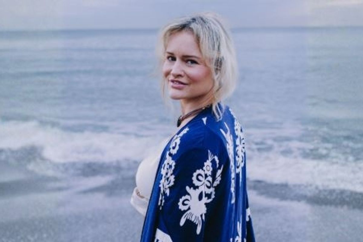 Leanne Jones turned her back on the corporate world and has launched a spiritual coaching business