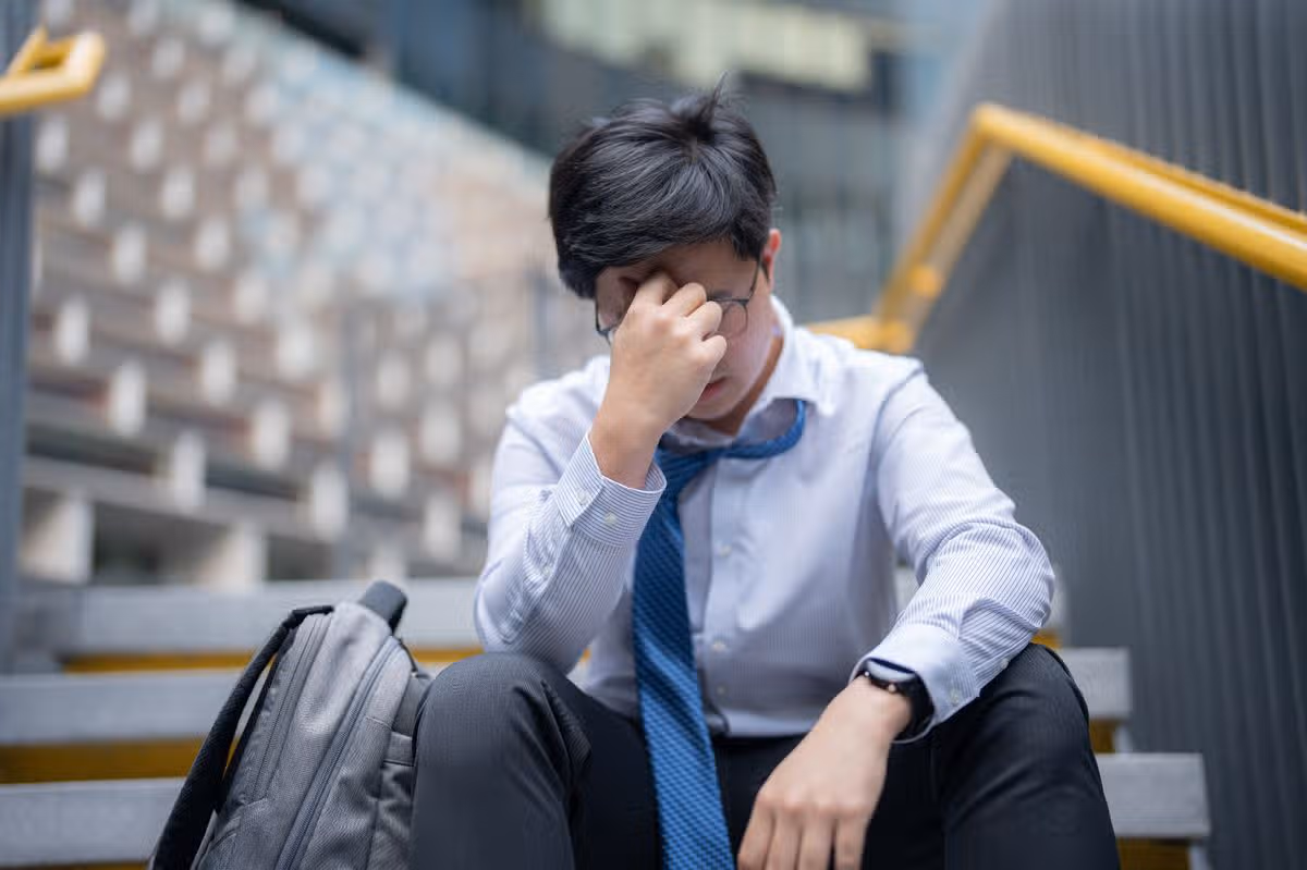 A worker says they were sacked just 47 seconds into a job