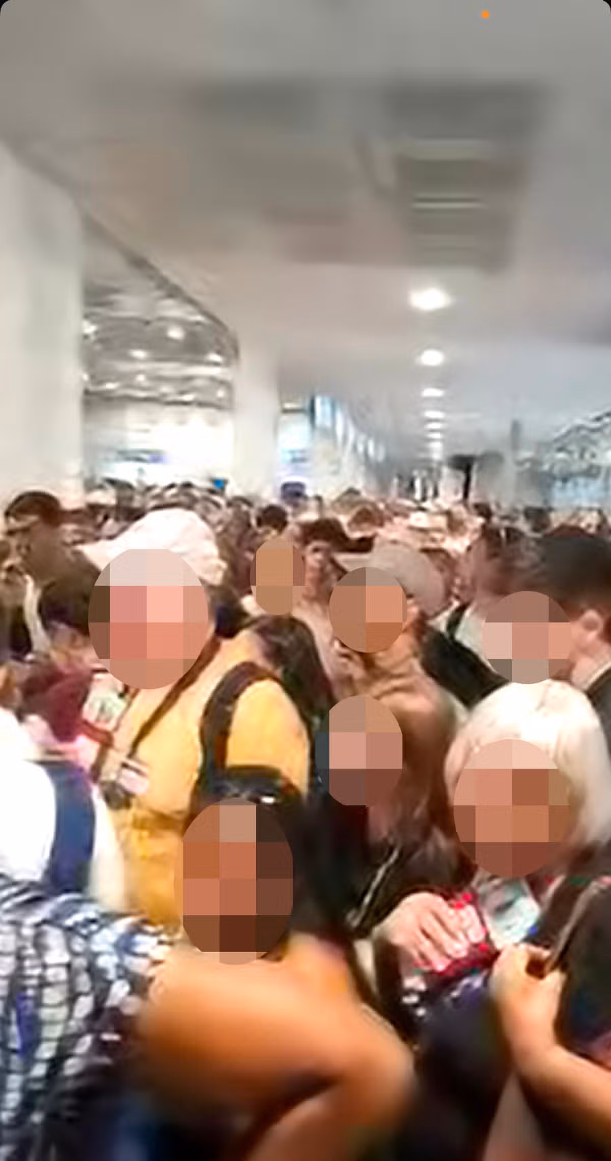 EasyJet passengers queuing