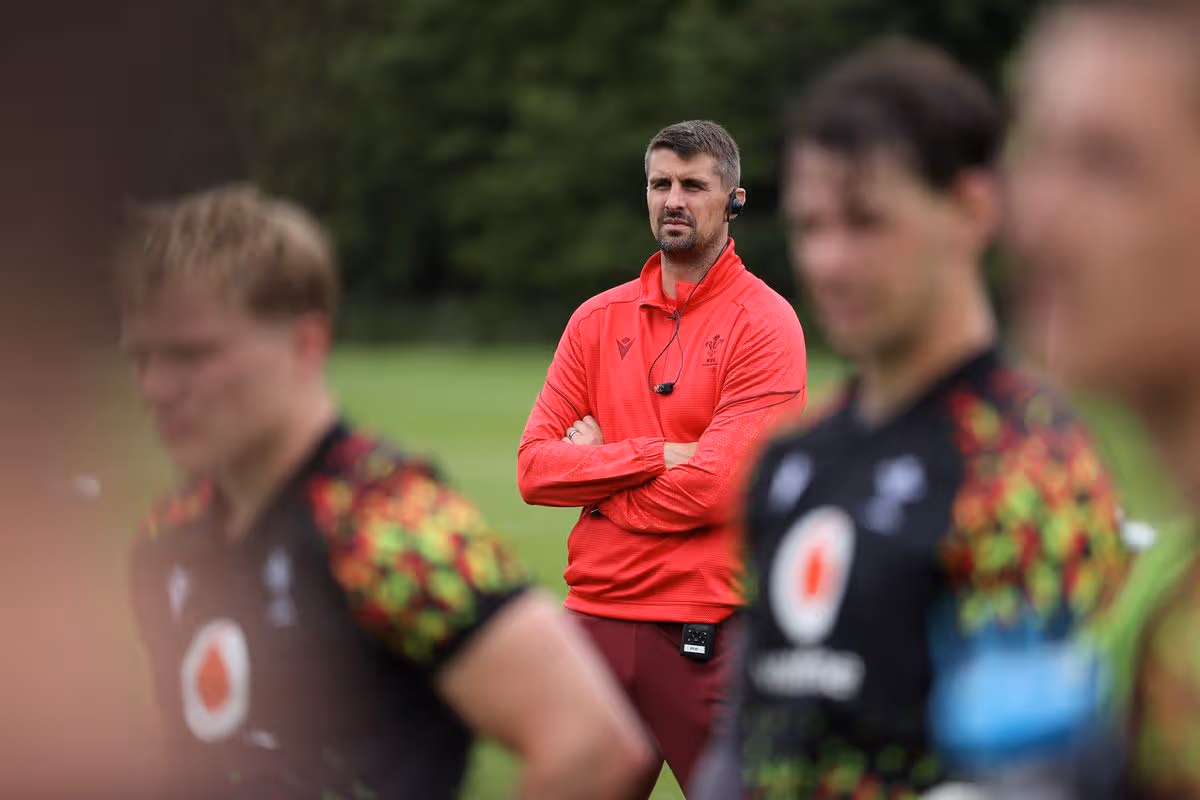 Peter Murchie oversees training