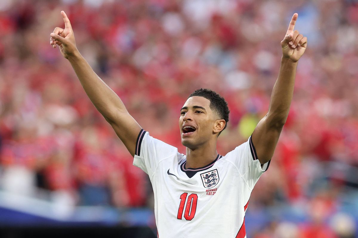 Jude Bellingham celebrates after scoring both goals in England's win over Norway in the World Cup quarter-finals