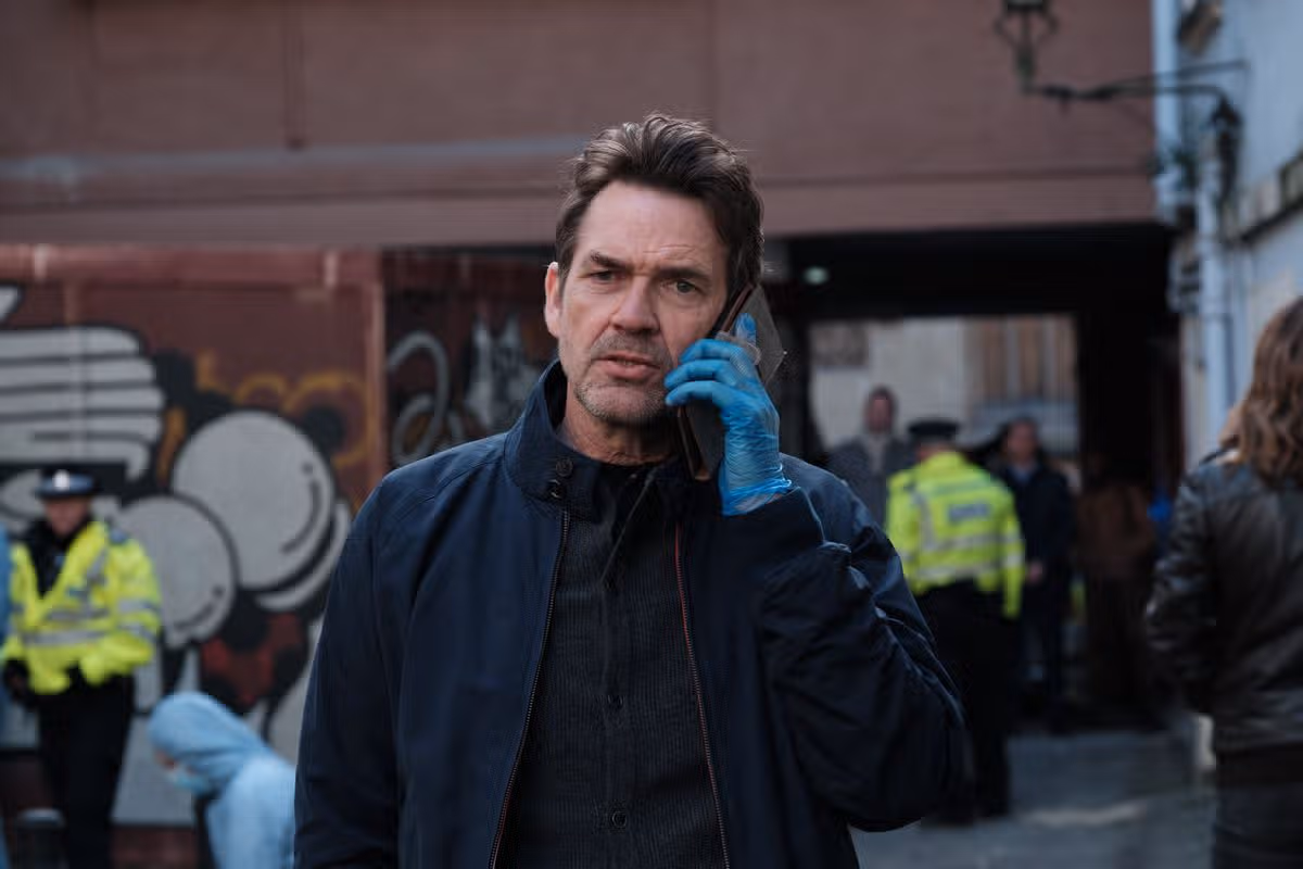 DI Lou Stanley played by Dougray Scott