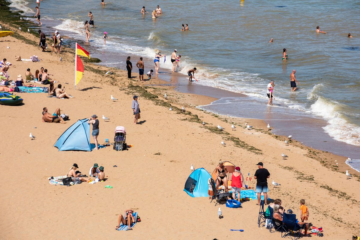 Temperatures will linger above 30C throughout this week.