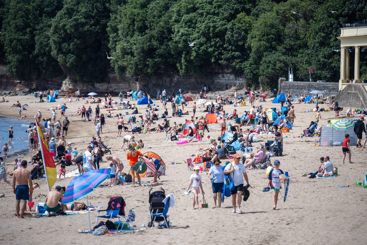 Generic shot of the beach at Barry Island