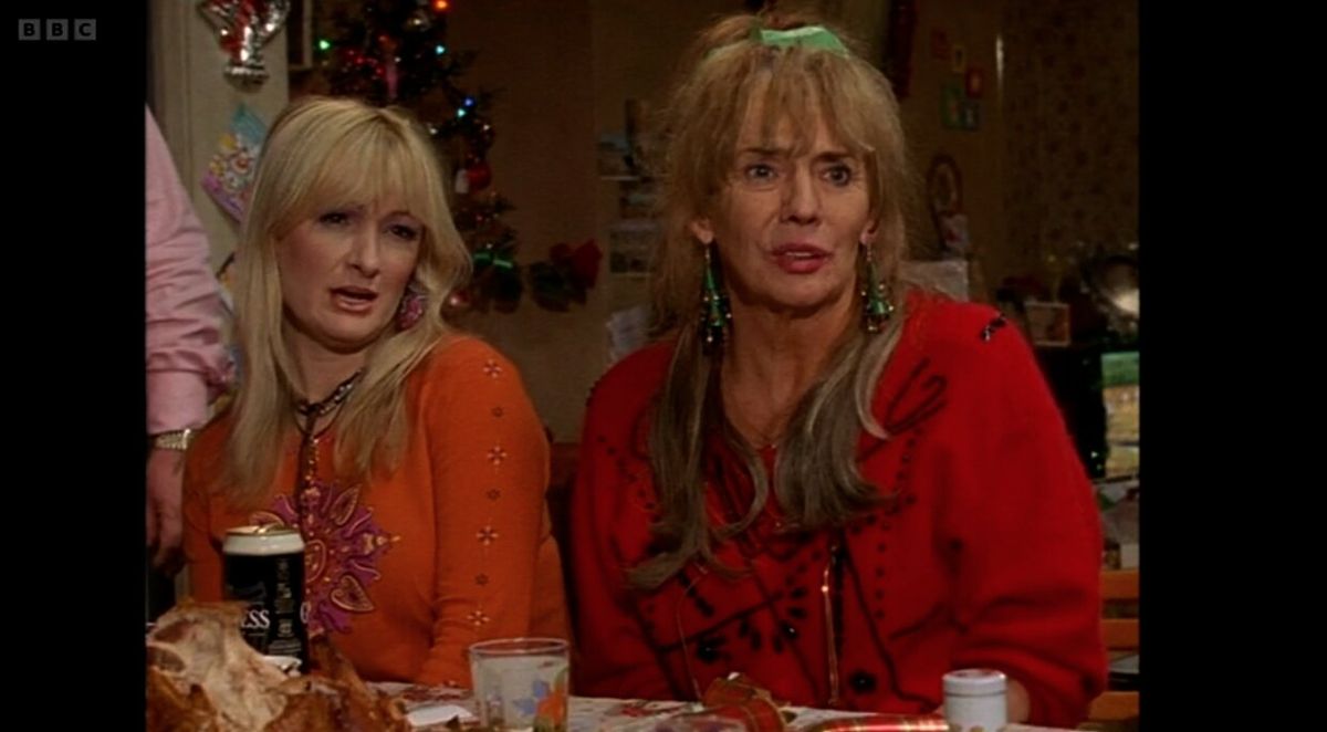 Sue Johnston with Caroline Aherne in the Royle Family