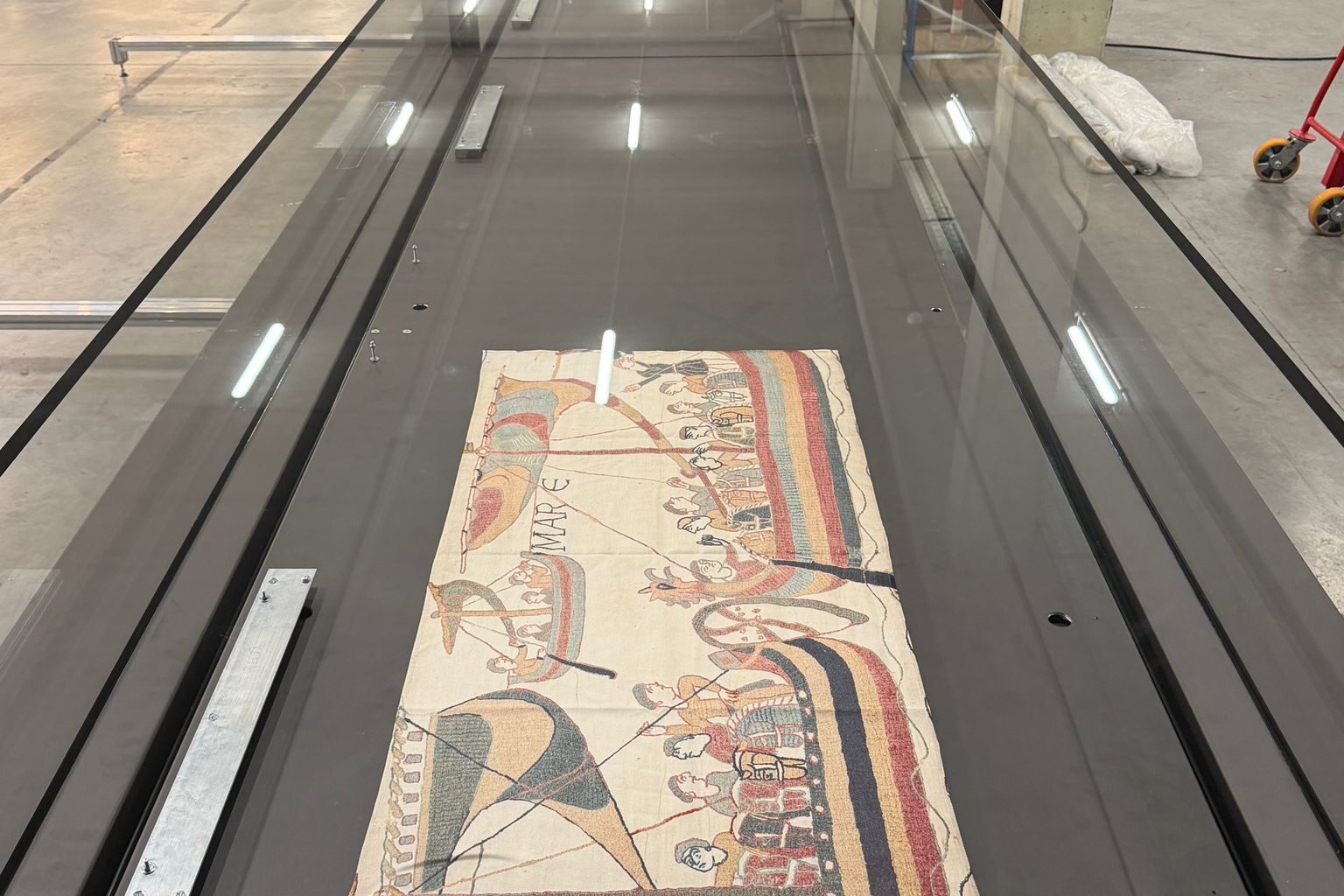 Bayeux Tapestry returns to the UK for first time in almost 1,000 years