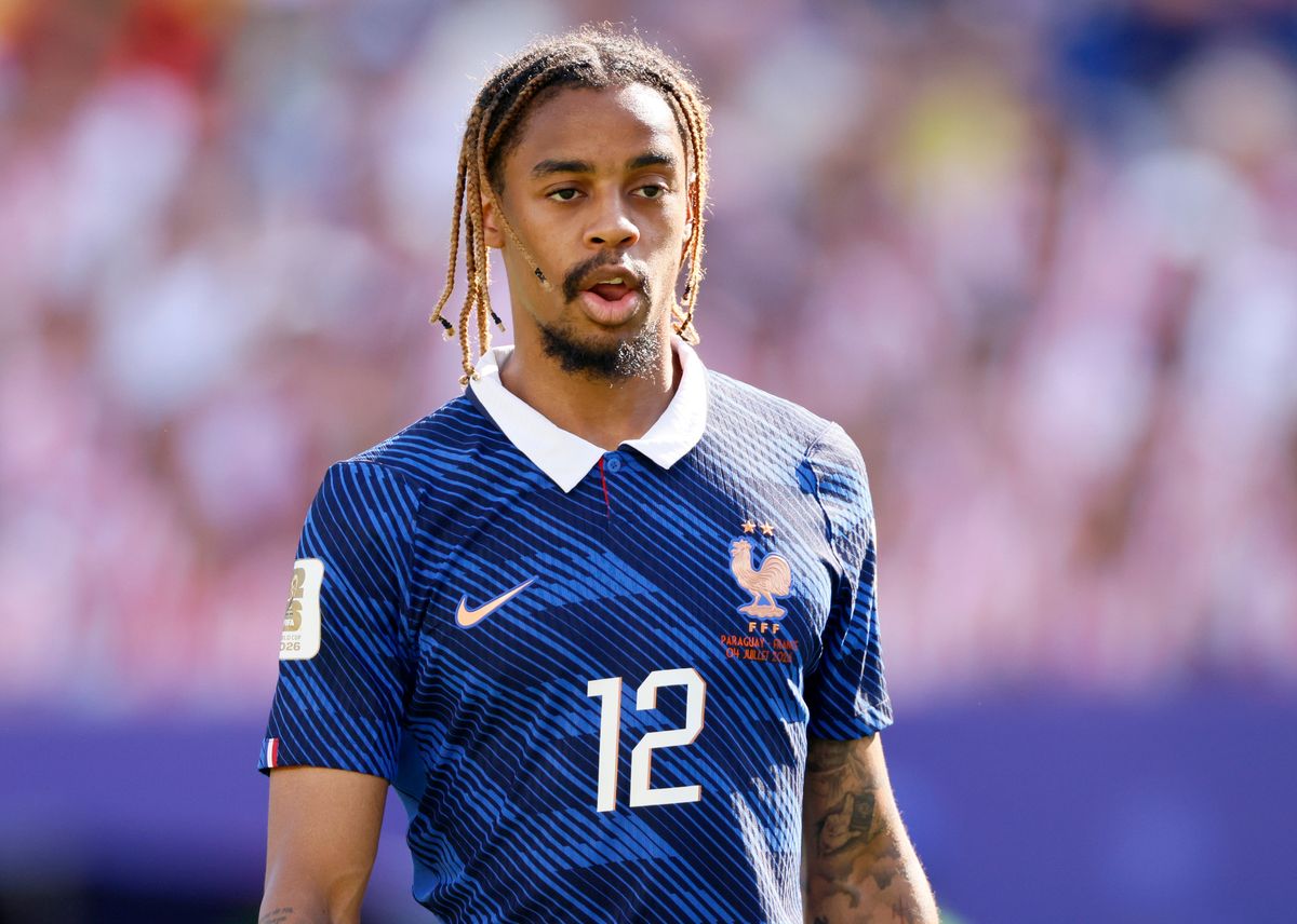Bradley Barcola looks on during the World Cup game between Paraguay and France.