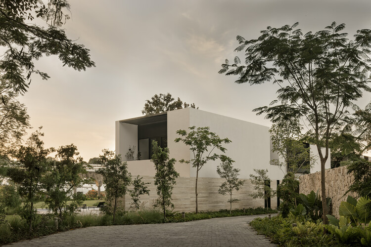 Casa Co / Aagnes studio + JDEstudio - Image 2 of 28