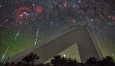 Perseid Meteor Shower Returns This Week Under An ‘Earthshine’ Moon